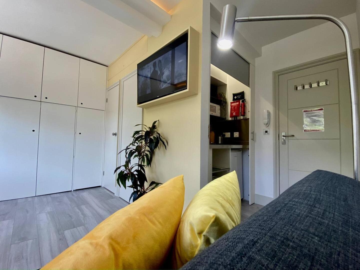 Apt 10 Beachside Beauty Lux Studio Steps From Beach Brighton Exterior photo